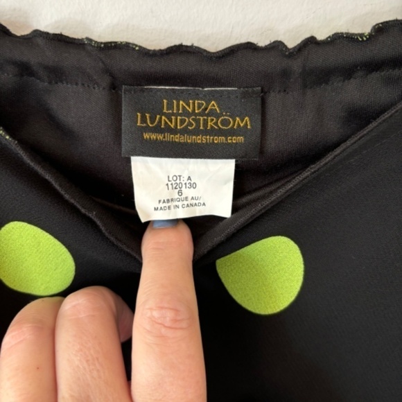 Linda Ludstrom, Women's Black with Green Polka dots, Asymmetrical Skirt, SZ 6 - Picture 7 of 7
